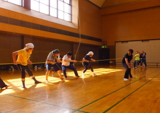 �\�[������02