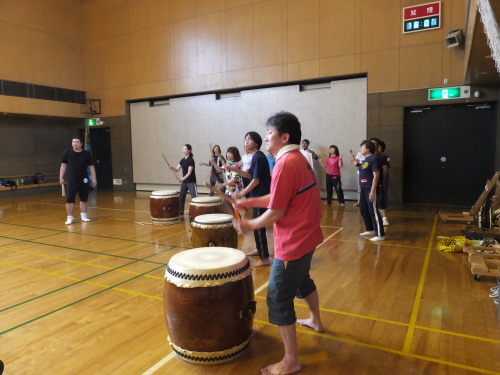 �\�[������05